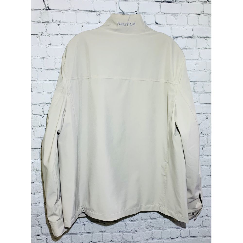 Nautica Men's Lightweight Stretch Golf Jacket - Picture 2 of 7